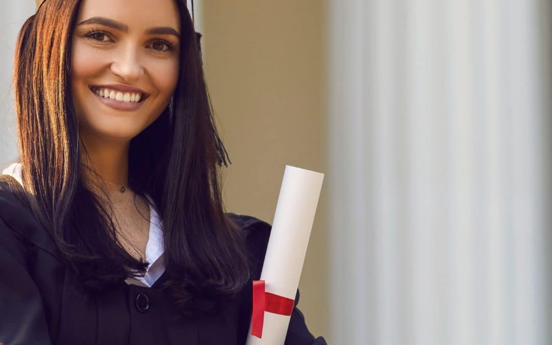 Protéger le métier d’esthéticienne : responsabilités, diplômes et rôle collectif